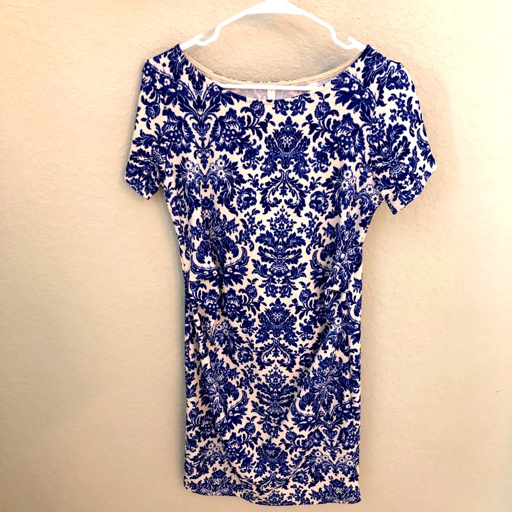 Floral maternity dress